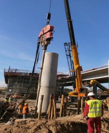 Sempre que as condições geológicas o permitiam, era utilizado um estrato em tout-venant de aproximadamente 20 a 30 cm de