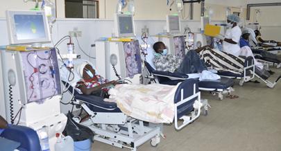 GESTÃO Gestão na Área de Hemodiálise Hospital Josina Machel Hospital do Prenda Hospital Regional do Huambo Cuidamos de mais de 700 Pacientes com Insuficiência