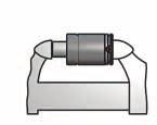 Uma prensa ou ferramenta não alinhada pode resultar em cargas laterais aumentando desgaste da guia de retenção, do selo e parede interno da mola.