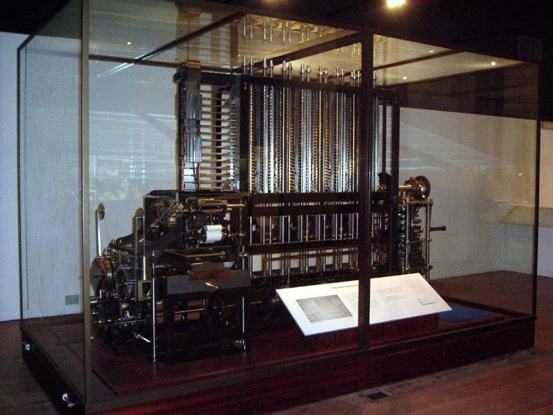 Ancestrais do computador A máquina diferencial Em 1822, Charles Babbage anuncia uma máquina capaz de computar valores de funções polinomiais, através do método de diferenças de Newton.