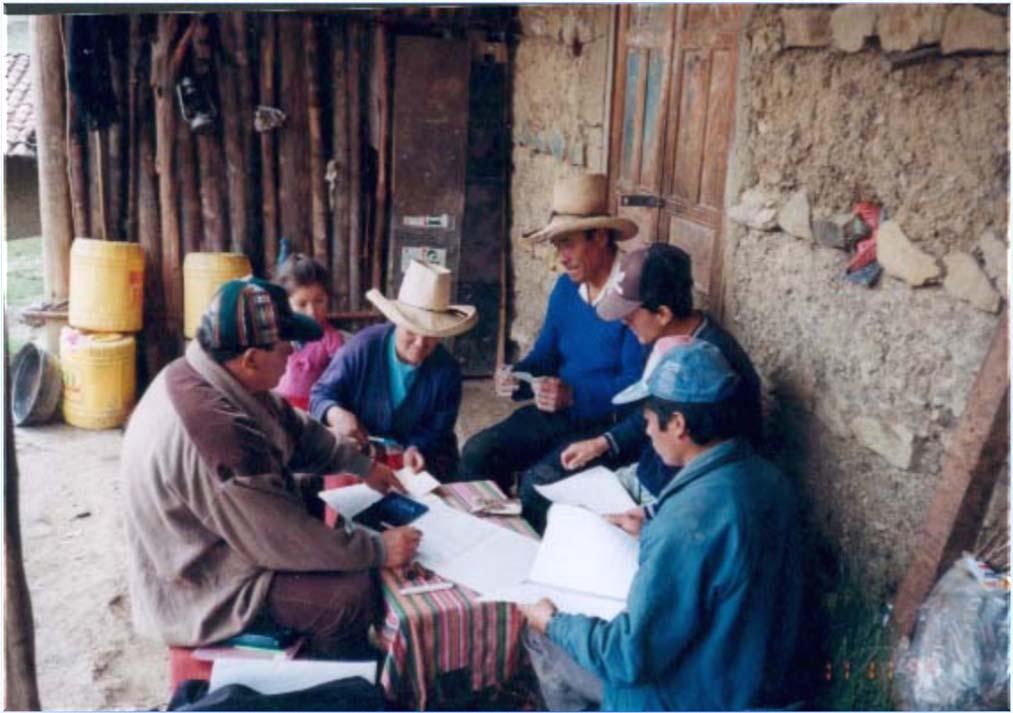 O contexto da Gestão Comunitária AeS na América Latina Gestão Comunitária de AeS: jogador indispensável contra fraquezas institucionais e diversidade de contextos locais.