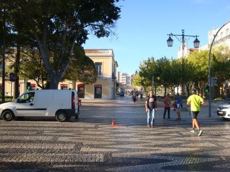 LOCALIZAÇÃO dos km 4.º, 5.º e 6.º e do 1.º Retorno. 4.º km Na Avenida Luísa Todi no n.