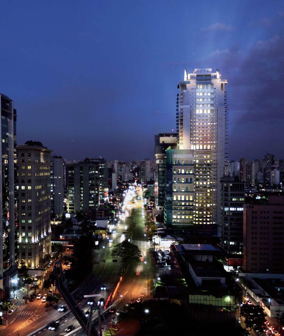 Perspectiva Ilustrada da Fachada Bem-vindo ao reflexo do seu novo tempo. A AAM Incorporadora, a Toledo Ferrari e Emoções Incorporadora apresentam o novo ícone imobiliário de São Paulo.