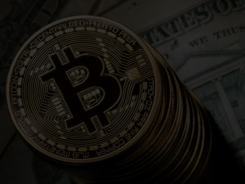 O que é BITCOIN? O bitcoin é uma moeda digital usada para transações comerciais. Com ela compra-se produtos ou serviços, assim como fazemos com o real, o dólar, o euro ou qualquer outro dinheiro.