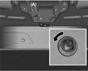 Black plate (11,1) Chaves, portas e vidros 2-11 Interruptor de liberação do porta-malas Para destravar e abrir o porta-malas, pressione o botão F.