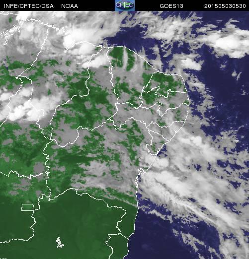 No dia 3 de maio muitas nuvens carregadas associadas com a ZCIT e o escoamento atmosférico de leste, provocaram chuvas fortes em várias localidades do Nordeste do Brasil.