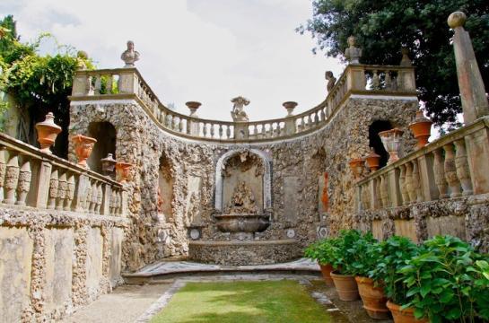 da arquitetura e designers de jardim ao longo dos séculos.