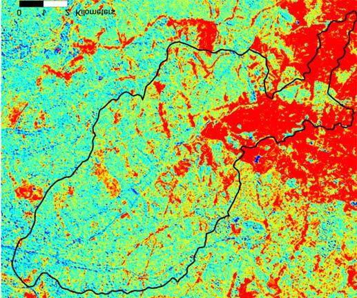 Observando os mapas abaixo, percebe-se que nas áreas que tiveram maior perda de vegetação há um adensamento populacional e uma
