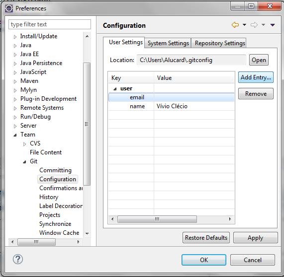 TUTORIAL DE USO DO GIT JUNTO AO ECLIPSE 1. O que é o Git? Git é um sistema de controle de versão distribuído, inicialmente projetado para o desenvolvimento do Kernel do Linux, por Linus Torvalds.