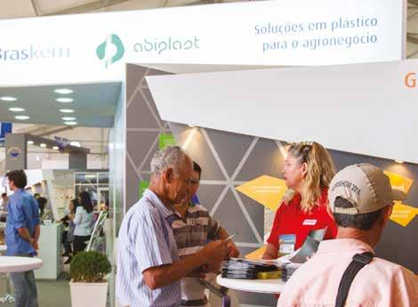 Feiras PICPLAST Por meio do pilar de competitividade do programa PICPLAST foram realizadas iniciativas para apresentar as soluções em materiais plásticos para feiras setoriais de end users, sempre