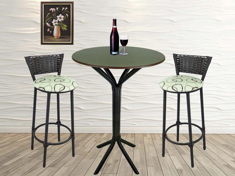 Linha Móveis Mesa Bistrô com bancos de junco Base Bistro Utilar Junco : Comprimento: 540 mm Largura: 540 mm Altura: 960 mm Peso: 3,150 kg CÓD.