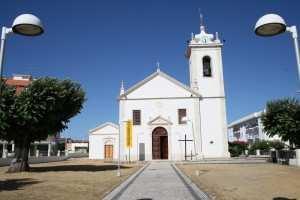 8Igreja Paroquial de S. Miguel, em Oliveira do Bairro.