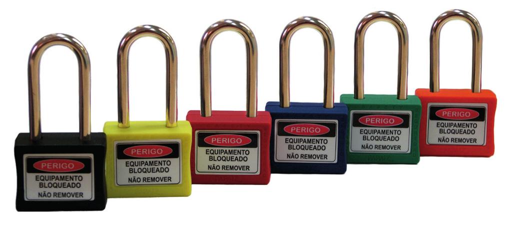 Cadeado para Bloqueio Cadeado em latão com capa, chave e etiqueta de identificação para ser usado nas diferentes áreas de sua empresa, garantindo maior segurança.