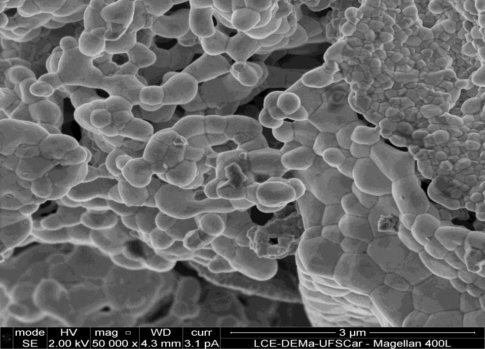 Figura 69 Micrografia do catalisador após reação oxidativa a 500ºC tempo de