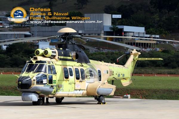 UH-15A N-7108 No Parque Tecnológico de São José dos Campos, a companhia europeia instalou um centro de pesquisa e tecnologia, onde pesquisadores e técnicos da Airbus Defesa e Espaço irão desenvolver