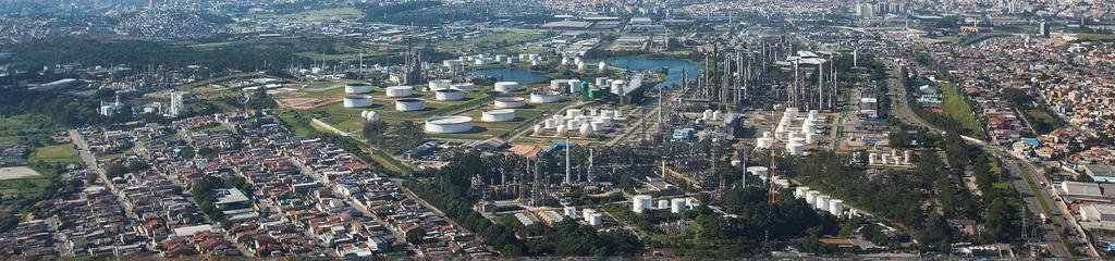 A importância econômica do Polo Petroquímico do ABC-SP 13,7% do faturamento da indústria química nacional Geração de R$ 2,2 bilhões