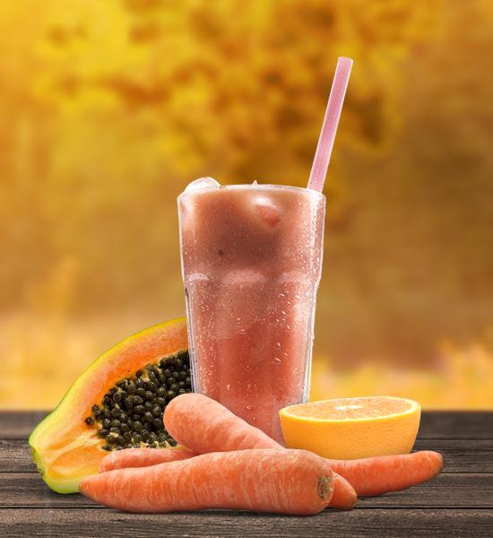 RICO EM BETACAROTENO REFRESCANTE O Betacaroteno encontrado no mamão papaya é um precursor da vitamina A, estimulando o sistema imunológico e equilibrando nossos níveis de anticorpos.