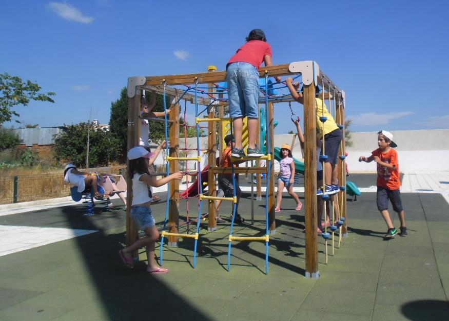 Brincadeiras no parque da Casa da