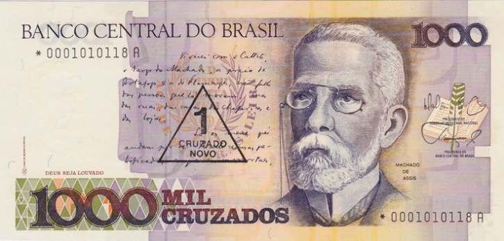 1942 Cruzeiro Na primeira troca de moeda do Brasil, os réis são subs tuídos pelo cruzeiro durante o governo de Getúlio Vargas.