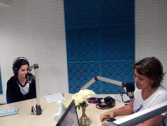 Os meios de divulgação são: o site do colégio, parceria com a Rádio Gospa Mira e a TV Horizonte.
