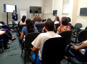 As bibliotecas coletaram livros e revistas para serem doados à instituições carentes.