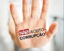 Lei Anticorrupção 12846/2013 janeiro/2014 Escopo maior que o FCPA: 1.