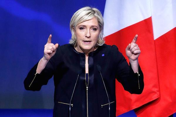 2.2 Integração versus exclusão Marine Le Pen Ultradireita da França 2017-34% dos
