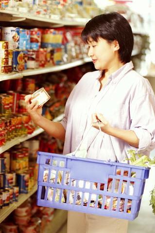 Podemos dizer que o comportamento do consumidor é analisado a fim de compreender as diferentes necessidades, gostos e preferências dos consumidores de extrato de tomate.