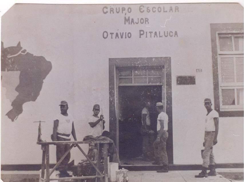 Conforme Relatório do diretor da Instrução Pública Francisco Ferreira Mendes, referente ao ano de 1942 havia 13 Grupos Escolares funcionando e 5.960 alunos matriculados.