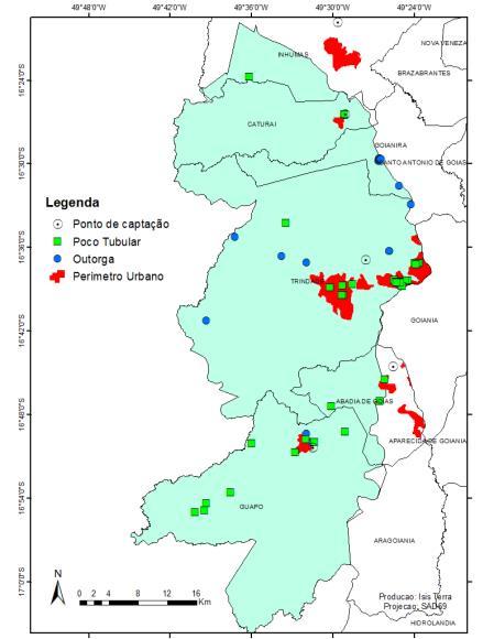 Segundo Filho (2007), um dos principais usos dos recursos hídricos na bacia é voltado para a irrigação, sendo 247 o número de outorgas, dessas 231 são para pivôs centrais.