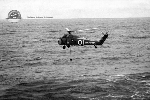 O primeiro lançamento de torpedo O HS-1 foi o primeiro esquadrão a lançar um torpedo de um helicóptero (N-3001) da MB em 21/07/67, colocando-se na vanguarda do emprego de armamentos aerotransportados.