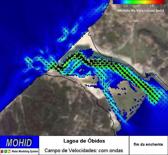 Figura 26. Campo de velocidades na Lagoa de Óbidos em marés-vivas no fim da enchente, resultante do forçamento conjunto da maré e das ondas. 4.2.3 Velocidades residuais As velocidades residuais 9 resultantes do forçamento da maré são apresentadas na Figura 27.