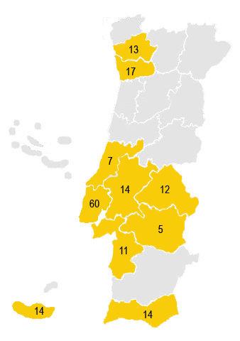 Foi no Distrito de Lisboa, que a ARS realizou o maior número de acções, 60, distribuidas pelos diferentes concelhos (mapa 3) : Mapa 2 - Mapa quantitativo das acções por Distritos Mapa 3 - Mapa das