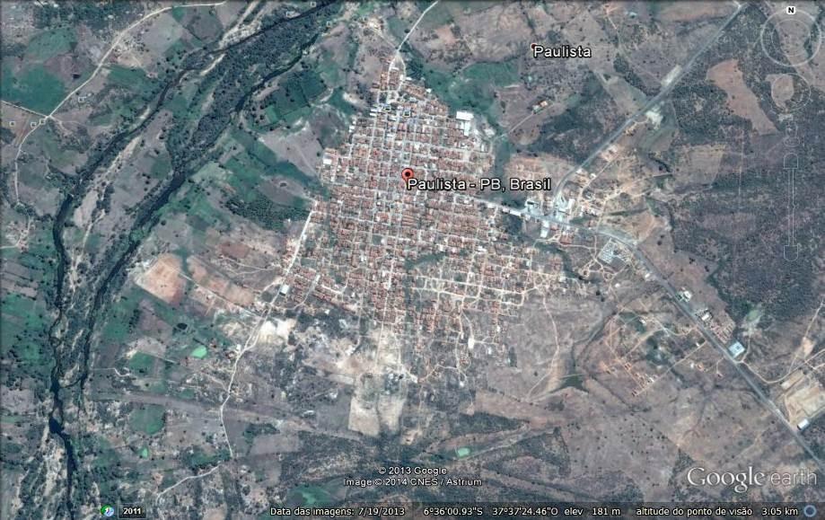 Fonte: Google Earth Desenvolvimento Inicialmente foram realizadas visitas in loco, no ano 2015, com o intuído de registrar como se encontra a área