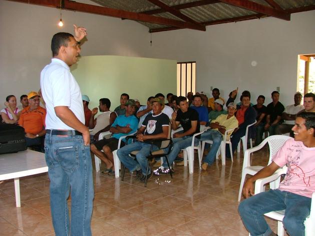 TREINAMENTO DE SEGURANÇA E SAÚDE NO TRABALHO