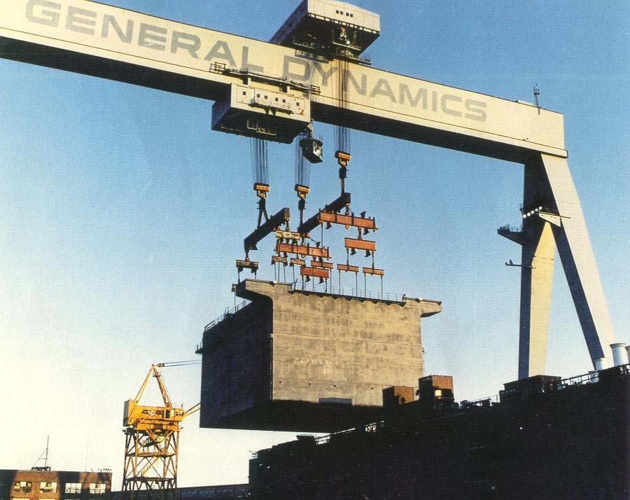 Instalação da superestrutura 18 de agosto de 1984 Peso da
