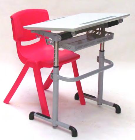 e com estabilidade Com esta tipologia de mesa pode se ajustar de acordo com o bem estar do utente, nomeadamente em altura da mesa com 640 mm, 670mm, 700mm, 730mm, 760mm ou 790mm e com a inclinação do