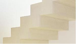 Determine o volume total de concreto gasto na construção dessa escada sabendo que ela é constituída de 20 degraus. f) Qual o volume de um cubo, cujas arestas medem 3 cm?