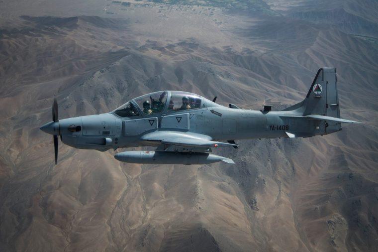 USAF pretende adquirir mais 4 Super Tucano no programa LAS A Força Aérea dos EUA (USAF) quer adquirir mais quatro A-29 Super Tucano, adicionais as 20 já contratadas para Força Aérea do Afeganistão