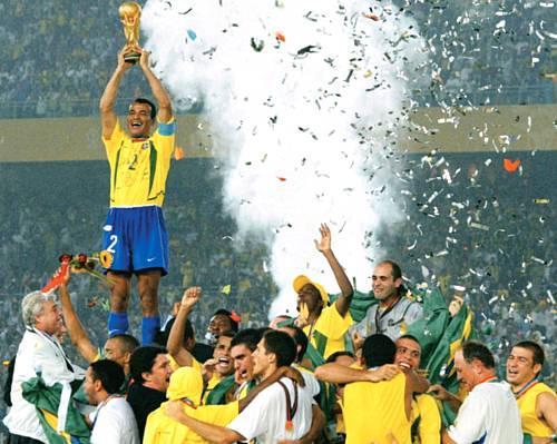 Já houve 19 edições da Copa do Mundo a vigésima será no Brasil em 2014, em seguida podemos observar todas as edições da Copa do Mundo de futebol desde o inicio no ano de 1930 até 2022 como já está