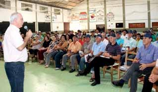 Mais de 300 alunos das escolas Cláudio Manoel Costa, São José, Augusto Vanzela, Torres Homem, Marechal Rondon, Assis Brasil e David Canabarro, participaram do evento.