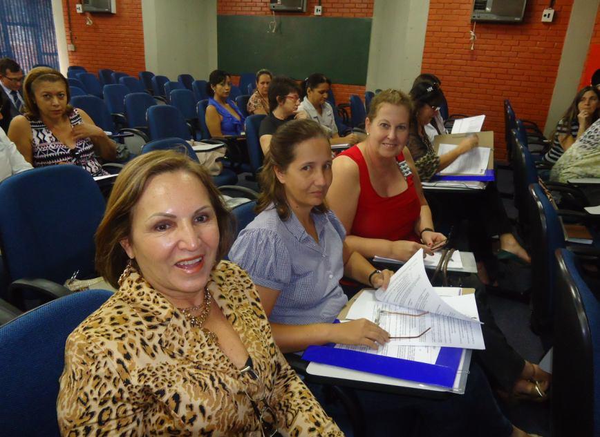 Gabriela Campos de Souza participou do evento reiterando o apoio no sentido de viabilizar ações conjuntas na garantia da melhoria da Educação no Estado de Goiás.