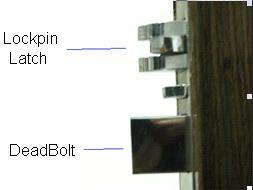 Para que as fechaduras adquiram estas definições, deverá fazer clicar em Door Lock Configuration fazer um cartão de sistema e apresentar este cartão no leitor das fechaduras.