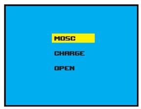 MDSC: acesse para descarregar vídeos e imagens. CHARGE: carrega ou recarrega a bateria. O tempo total pode chegar até 6 horas. ABRIR: recarrega a bateria e opera a câmera.