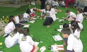 O Jardim das Delícias juntou milhares de crianças durante o Verão de 2003 e 2004, com a organização de diversas iniciativas; - Organização da Feira