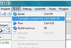 Programa Olá, Mundo Para compilar o seu programa pelo Code::Blocks você deve clicar em Build > Compile current file Se tudo der