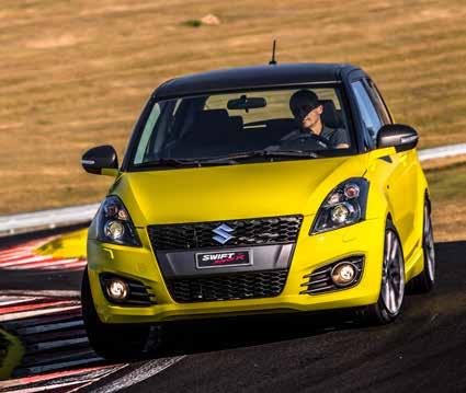 AUTÓDROMO. Cada participante deve passar por três baterias com duração de 30 minutos cada.