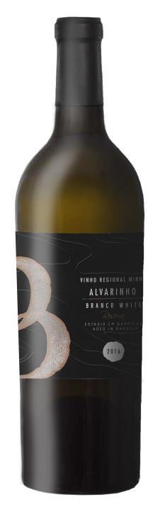 GI Minho Opção Alvarinho Reserve 2016 Alvarinho De cor citrica, este Alvarinho apresenta um aroma complexo com notas de fruta tropical e tostado.