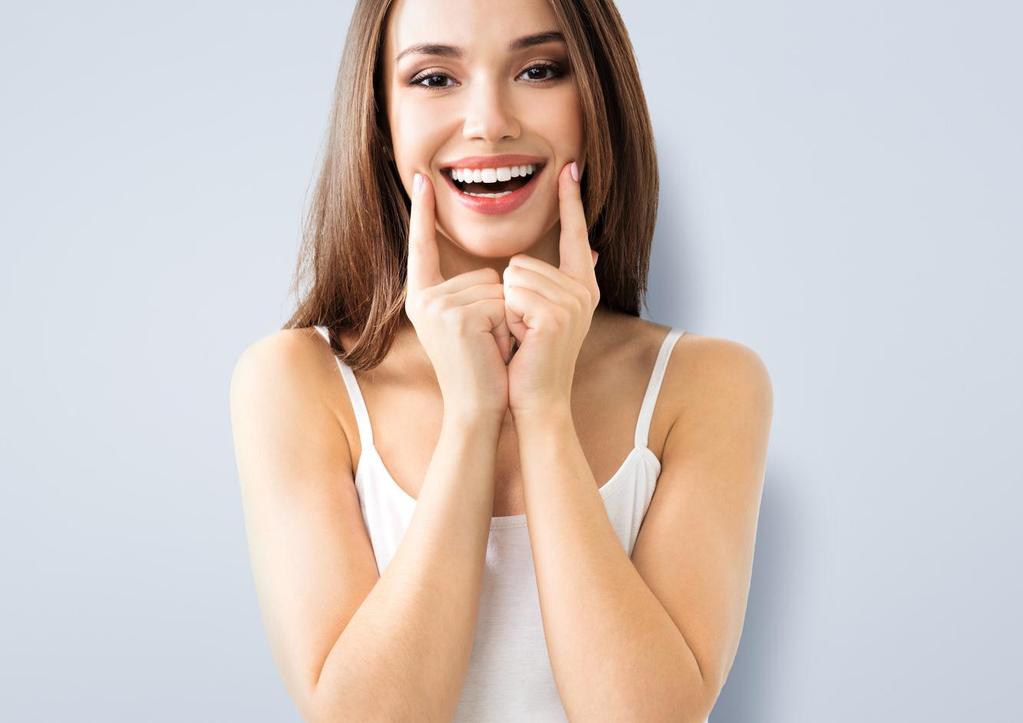 O clareamento dental é um procedimento odontológico que visa melhorar a aparência dos seus dentes, proporcionando um sorriso mais