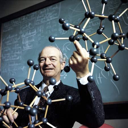 POLARIDADE DAS LIGAÇÕES Em 1939 Linus Pauling estabeleceu o conceito de eletronegatividade.
